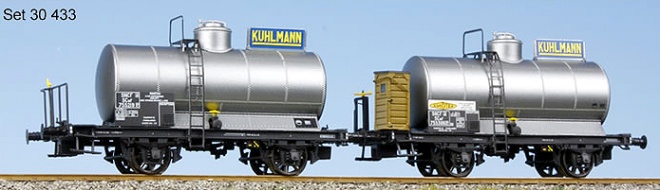 Set of 2 Tank cars "KUHLMANN"<br /><a href='images/pictures/LS_Models/30433.jpg' target='_blank'>Full size image</a>